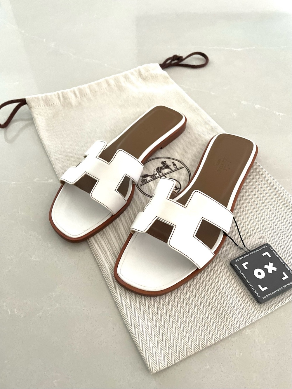 Authentic Hermès Oran White Leather mule sandals Size 36.5